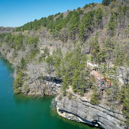 Cliffside Eureka Springs Cabin With Beaver Lake View Bagian luar foto