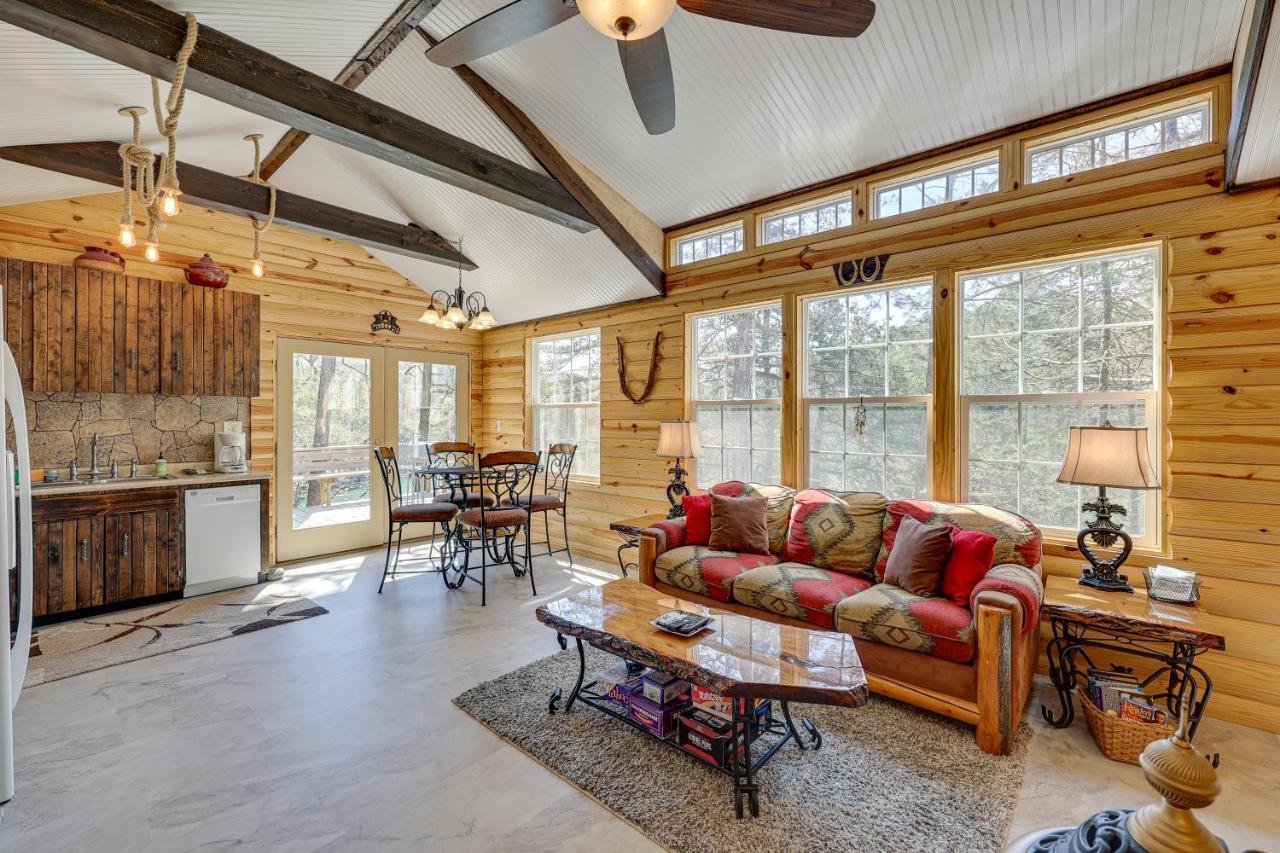Cliffside Eureka Springs Cabin With Beaver Lake View Bagian luar foto