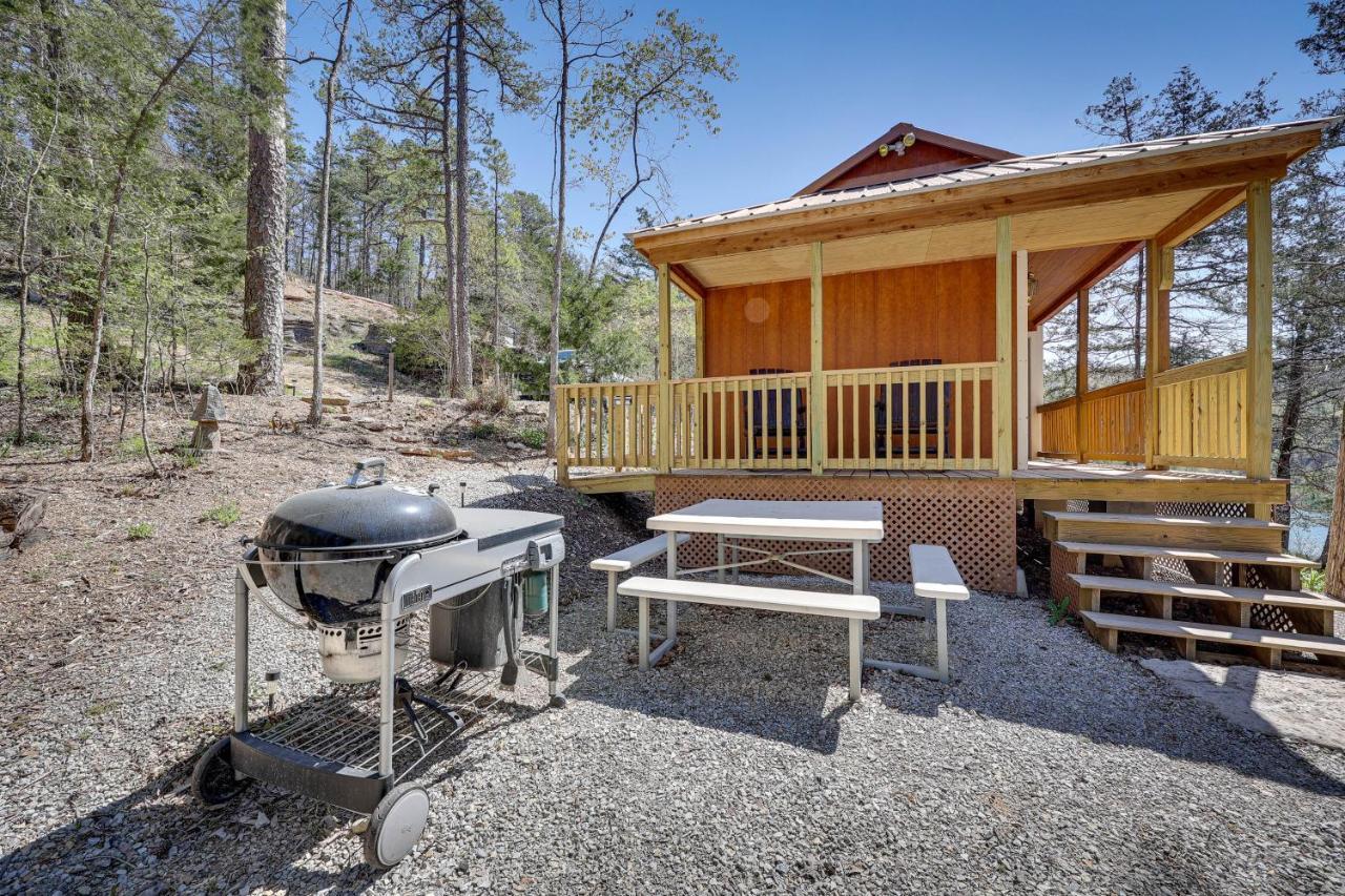 Cliffside Eureka Springs Cabin With Beaver Lake View Bagian luar foto